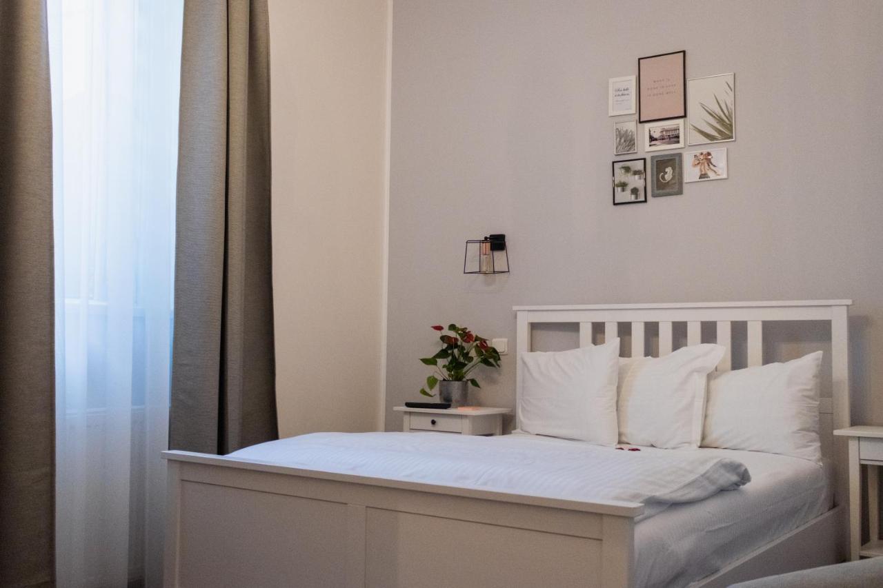 Maison 33 Bukarest Eksteriør billede